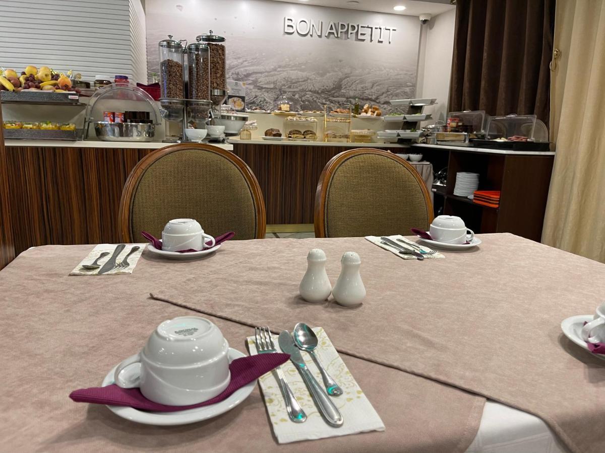 Rue D'Or Hotel Sétif Esterno foto