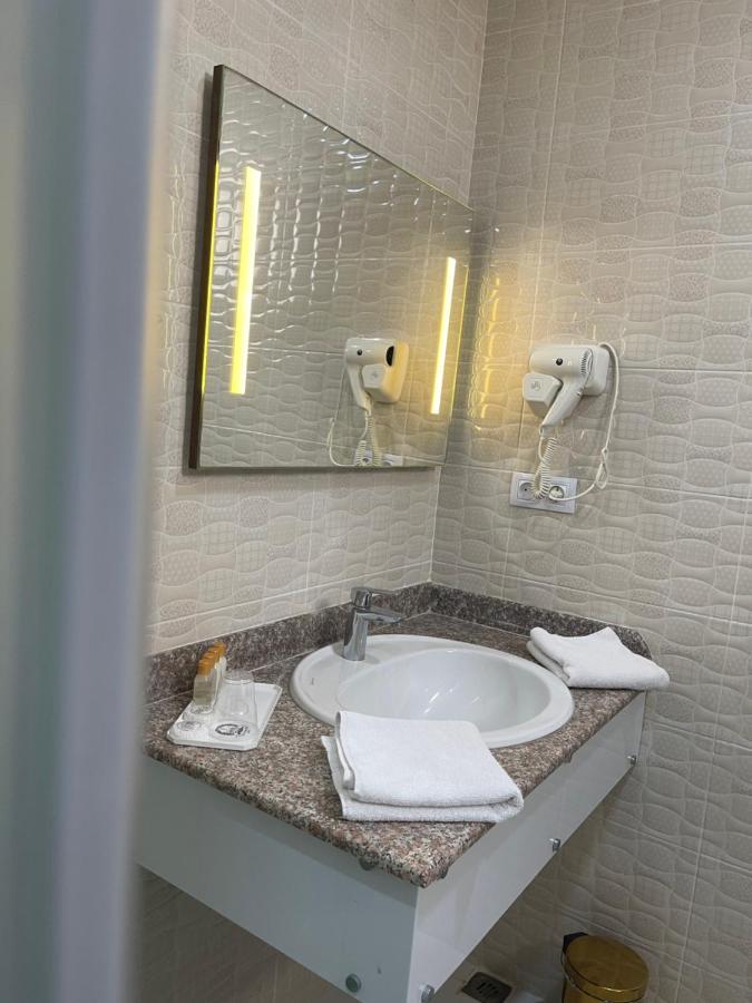 Rue D'Or Hotel Sétif Esterno foto